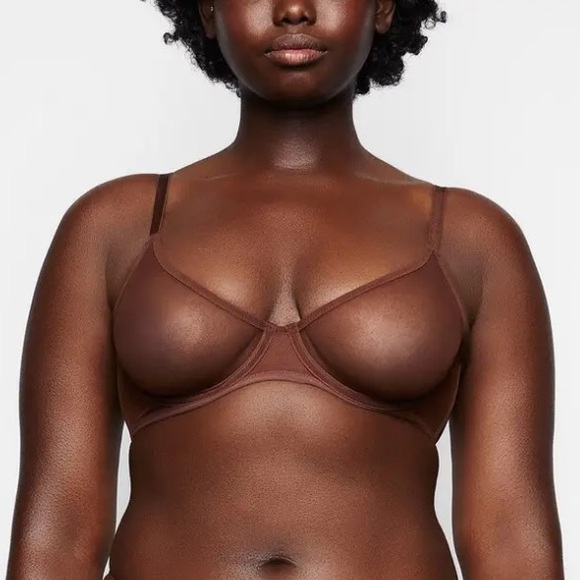 Skims Ultra Fine Mesh Scoop Bra - Mahogany - Picture 2 of 8